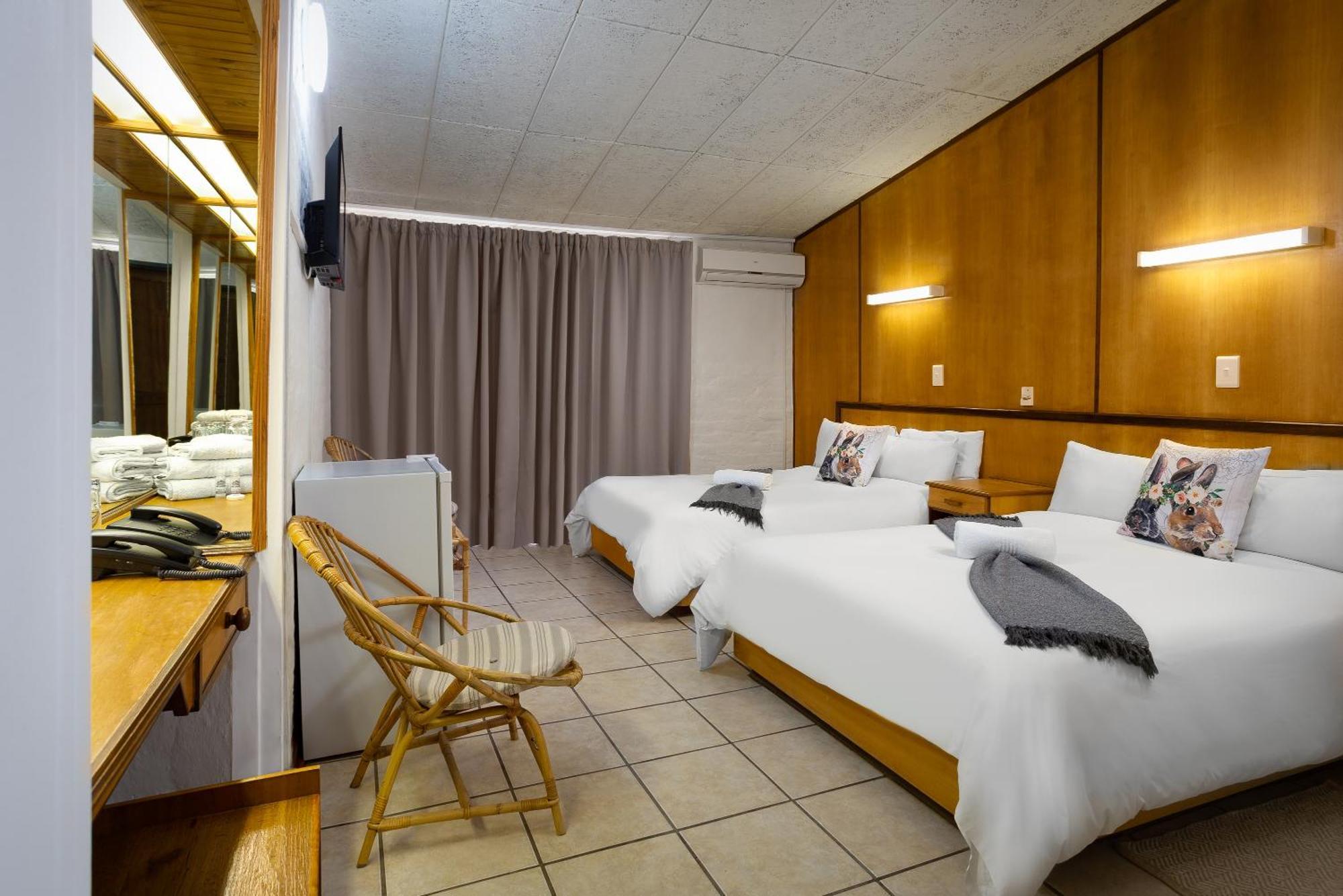 Merino Inn Hotel Colesberg Eksteriør billede